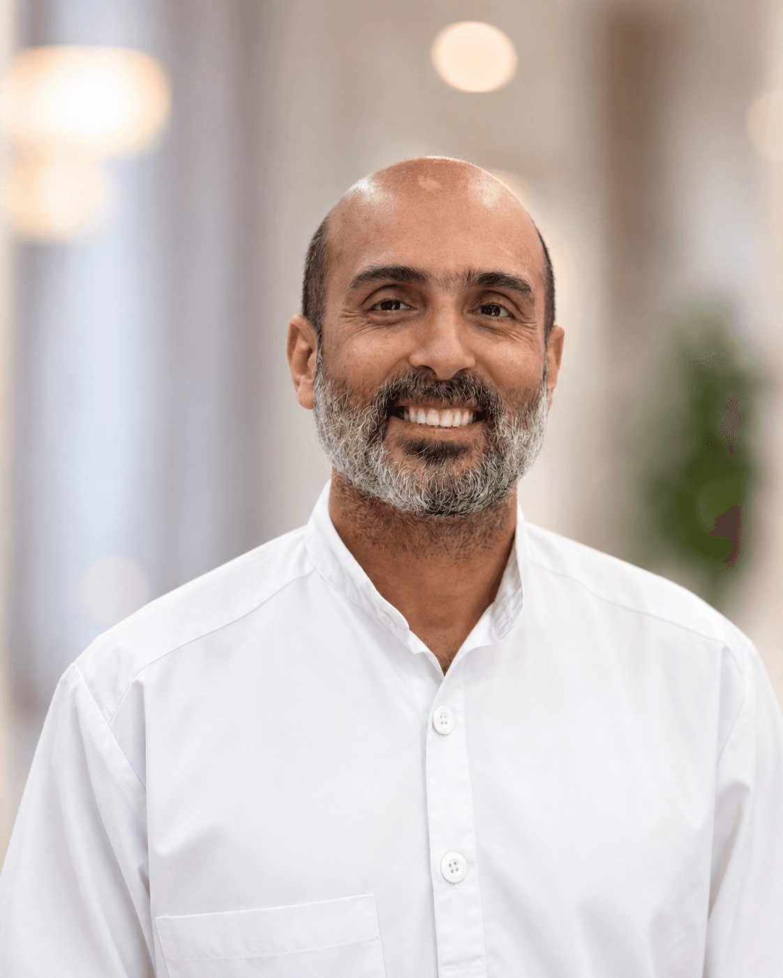 Dr Kamran Yazdi, Principal Dentist at Wimpole Dental, London
