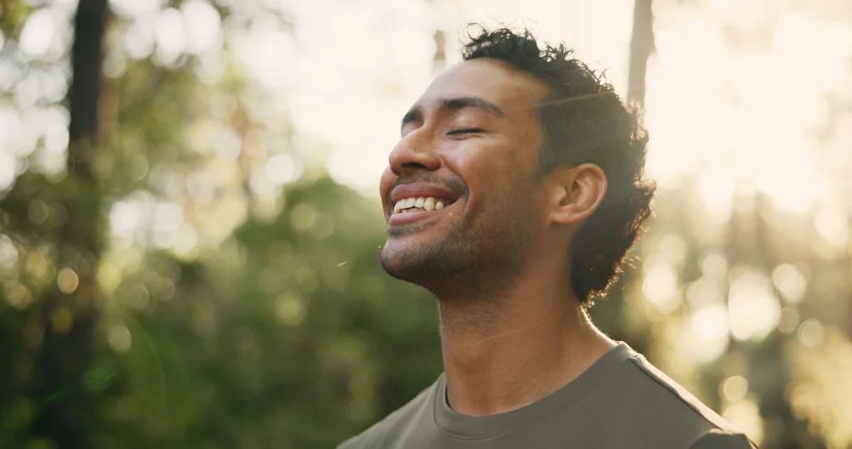 Smile Makeovers for Men: What Actually Differs Clinically