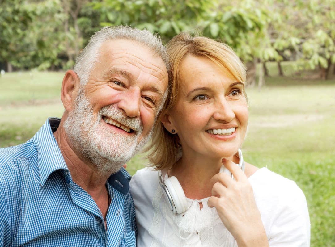 Water Flossers for Dental Implant Maintenance: What to Look For