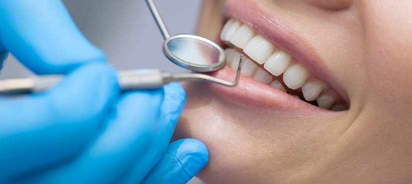 Oral Care Advice for Patients with Dentures