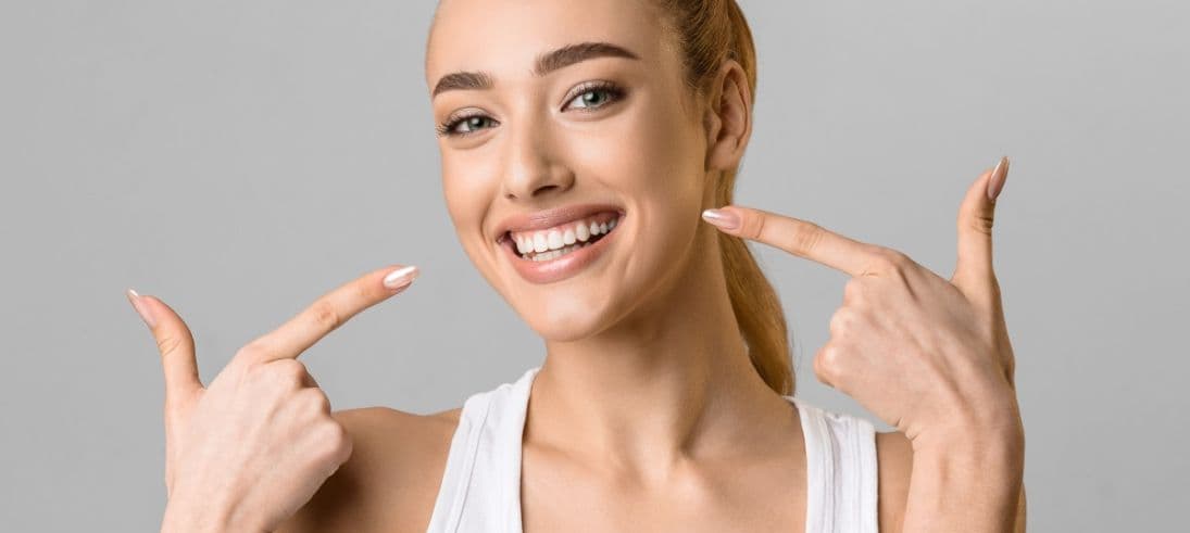 How Frequent Snacking Affects Tooth Decay