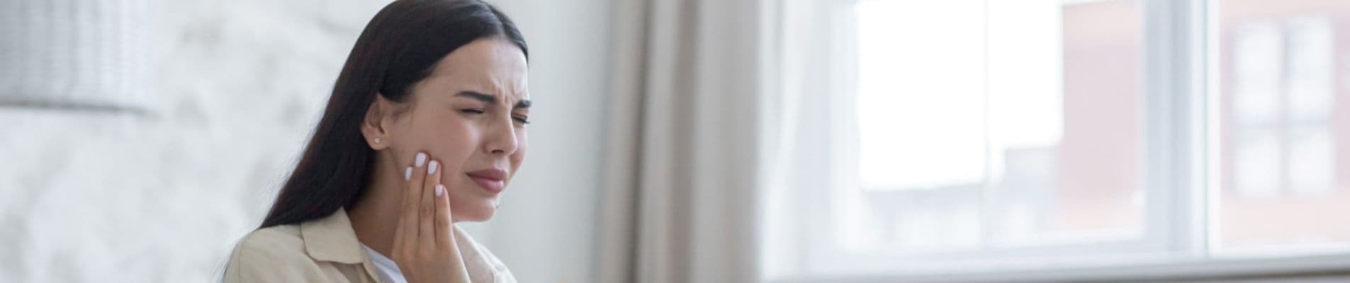 Cheek Punctured by a Broken Orthodontic Wire? What to Do Now