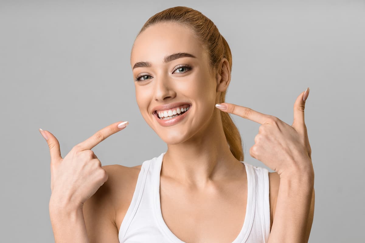 How Composite White Fillings Restore Damaged Decay Teeth