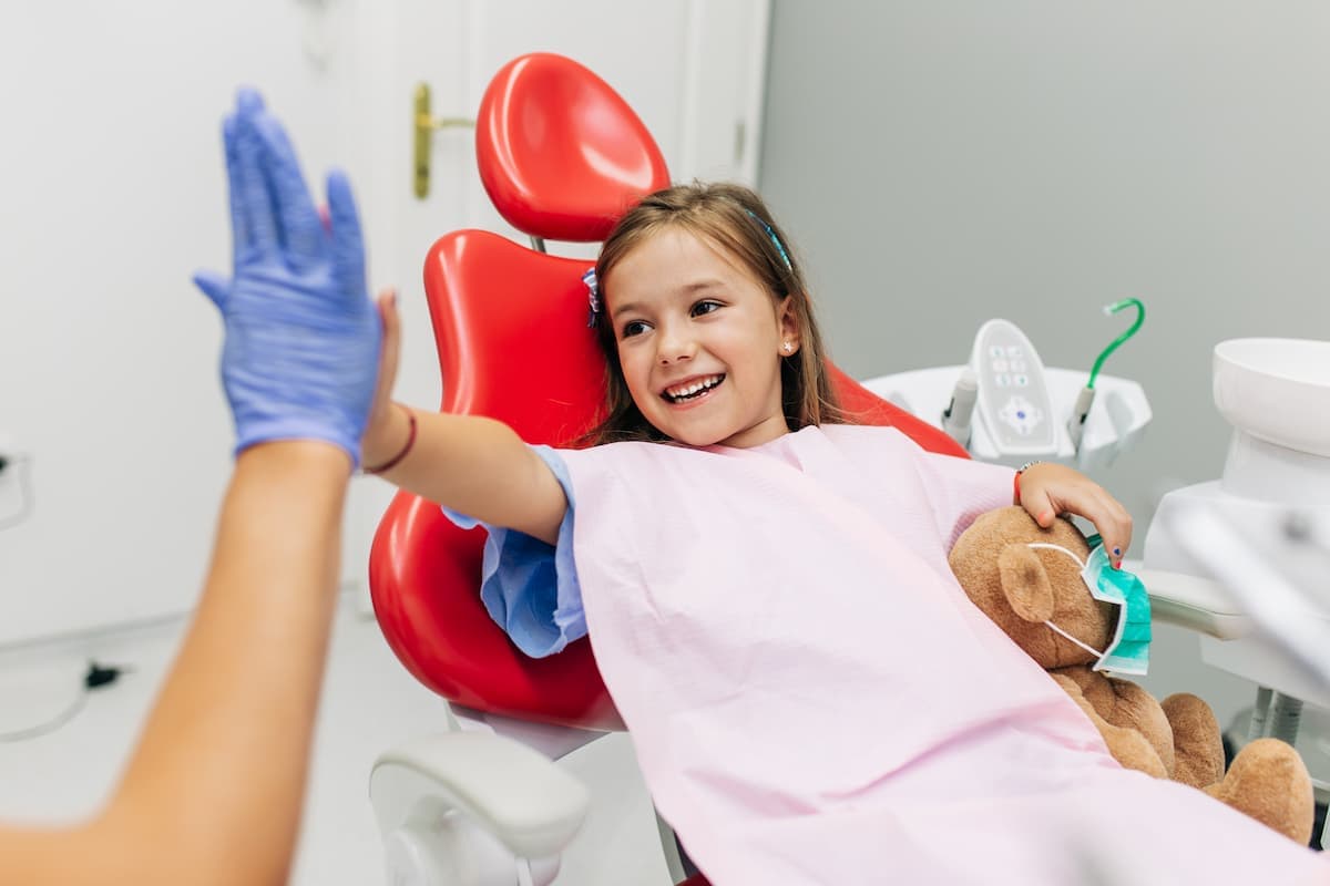 How to Manage Bleeding Gums Safely With Appropriate Daily Oral Hygiene