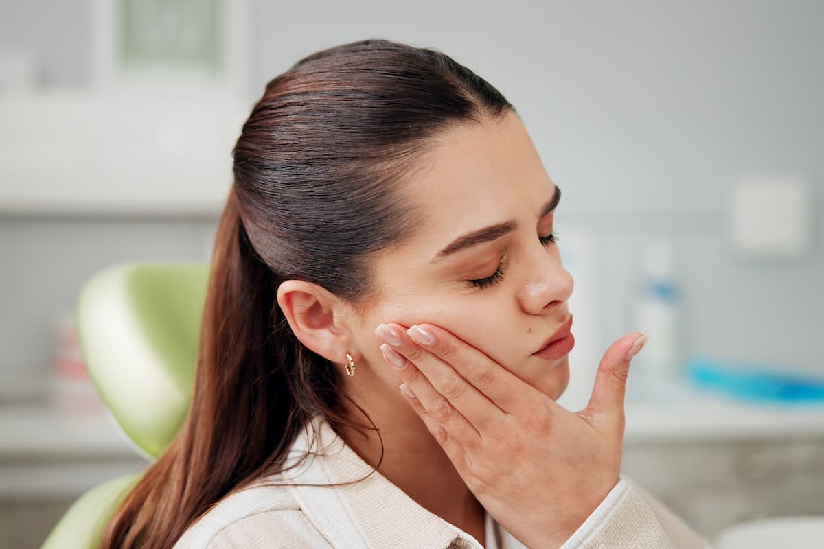 Root Canal Cracked Tooth Pain: What It May Mean and When Treatment Is Needed